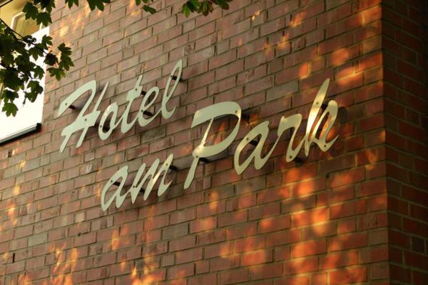 Hotel Am Park Dinslaken Eksteriør billede